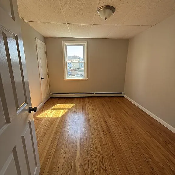 71 Campbell St — Photo 3
