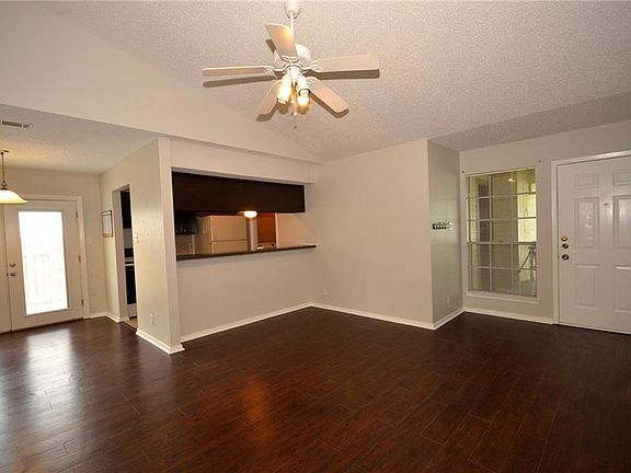 3rd image of 8703 Pineridge Dr #B