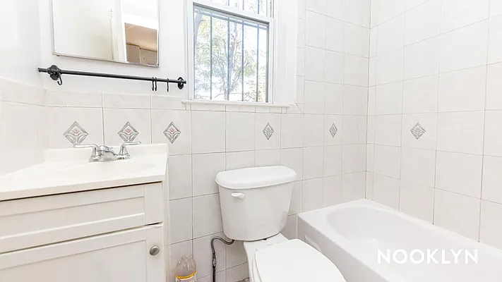 Rented by Nooklyn NYC LLC | media 5