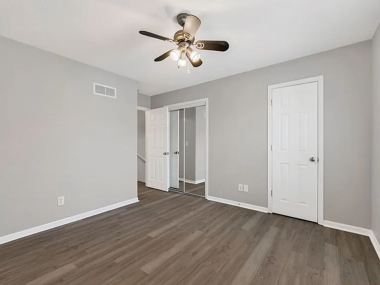 1802 SW Sunset Ave — Photo 11