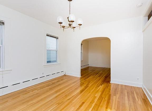 5th image of 4336 Bruner Ave