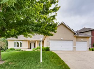 8565 College Trl, Inver Grove Heights, MN 55077