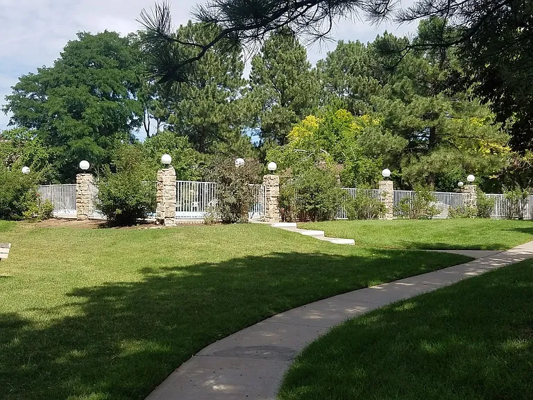 1872 S Pitkin Cir #0 — Photo 11