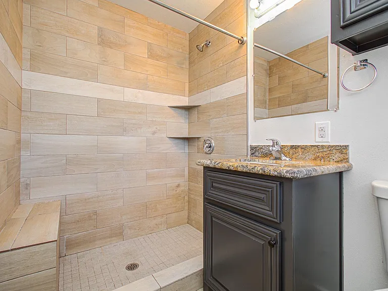 1417 Longhorn Dr — Photo 21