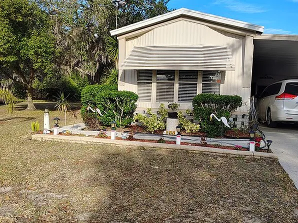 394 Camellia Dr, Fruitland Park, FL 34731