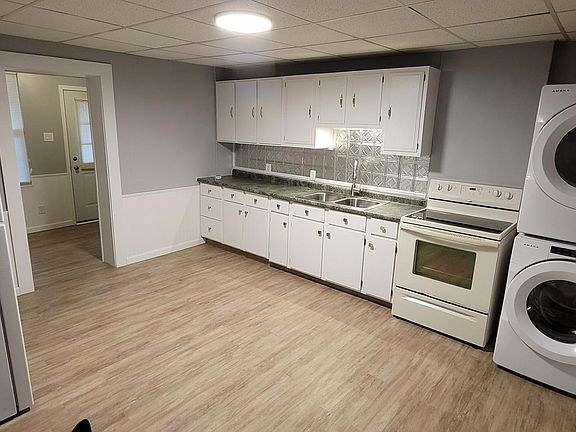 KITCHEN PIC 2