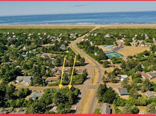 104 S Oar Loop SW, Ocean Shores, WA 98569
