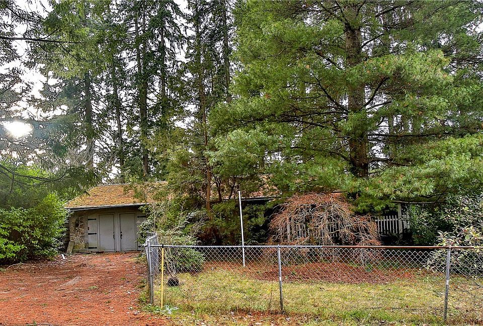 1st image of 4884 Dana Dr SE