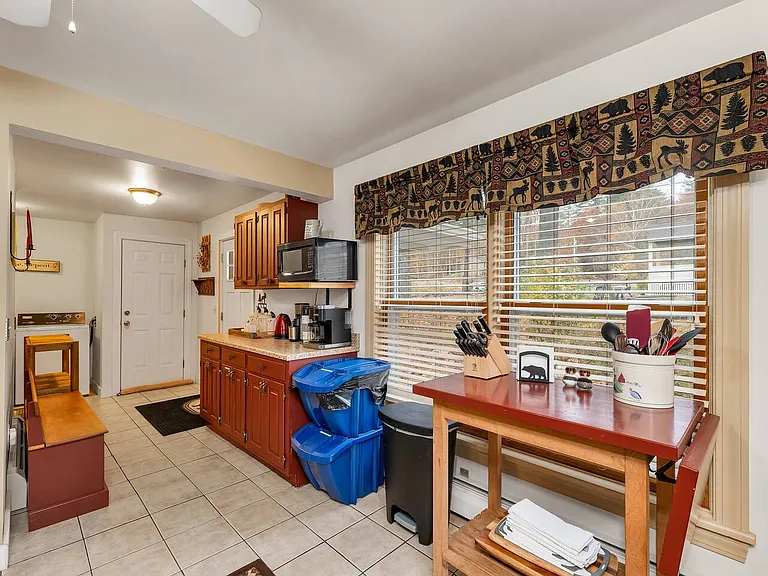 23 Red Gate Ln — Photo 9