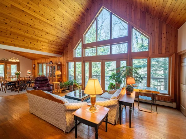 7395 Romps Dr, Rhinelander, WI 54501