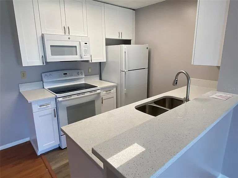 711 Sugar Bay Way #313 — Photo 4