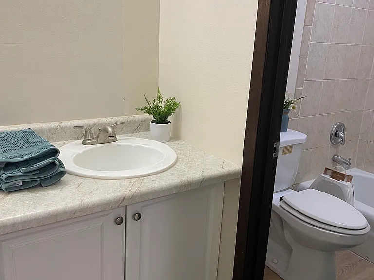 6430 W Norwich Ave #6 — Photo 9