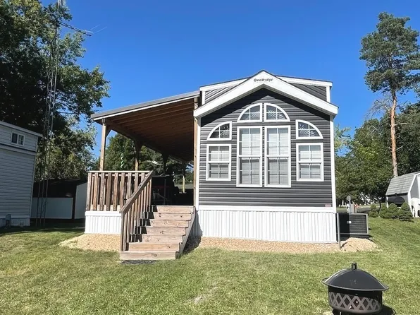 11-299 Woodhaven Lakes, Sublette, IL 61367