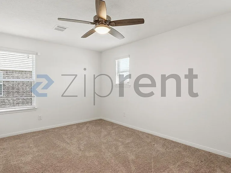 2845 Shimmer Edge Dr — Photo 23