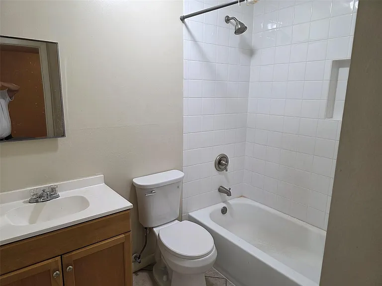 4601 Reveille St — Photo 16