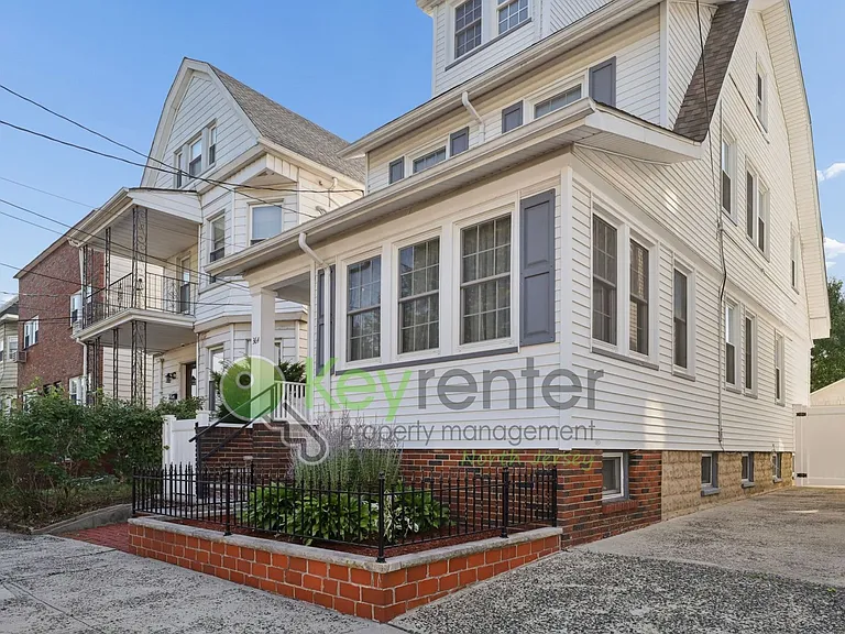 364 Chestnut St — Photo 27
