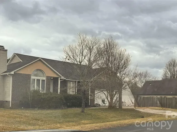 4210 Birch Dr, High Pt, NC 27265