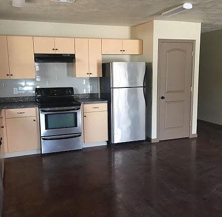 3rd image of 506 Fairview Iowa La 70647 #B