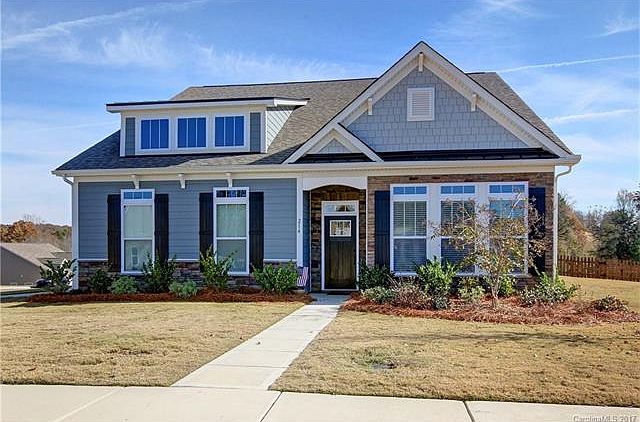 1st image of 214 Hunters Hill Dr
