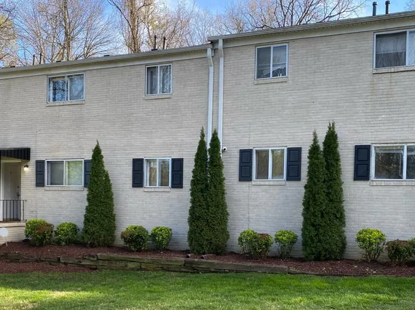 701 S Chapman St APT 1, Greensboro, NC 27403