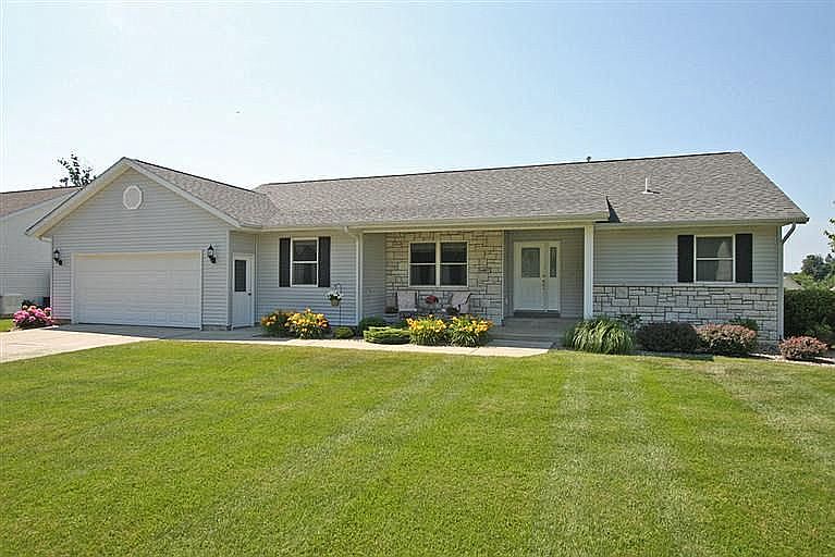 1st image of 6487 Caddam Wood Ave