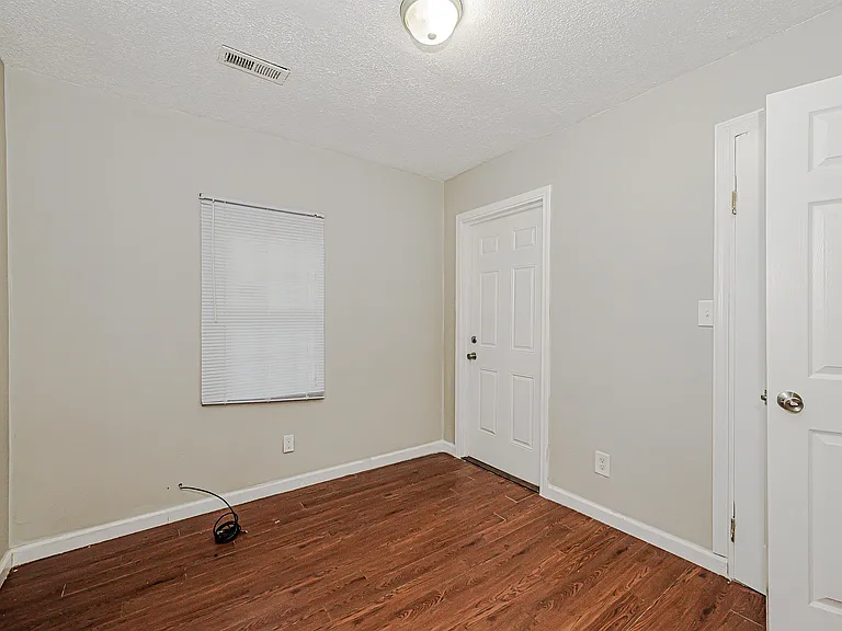 3214 Kalynne St — Photo 16