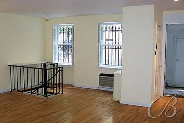 Sold by Bellmarc Realty | media 1