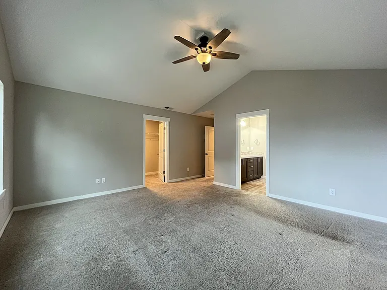 1066 S 29th Blvd — Photo 25
