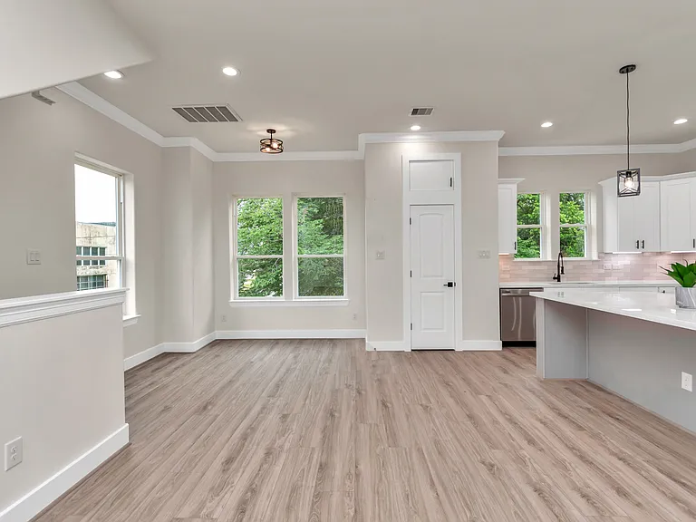 2408 Brailsfort St — Photo 23