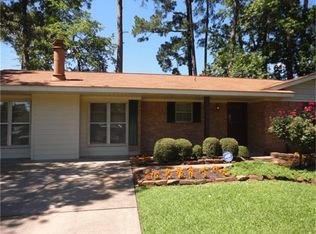 908 Windswept Dr, Conroe, TX 77301