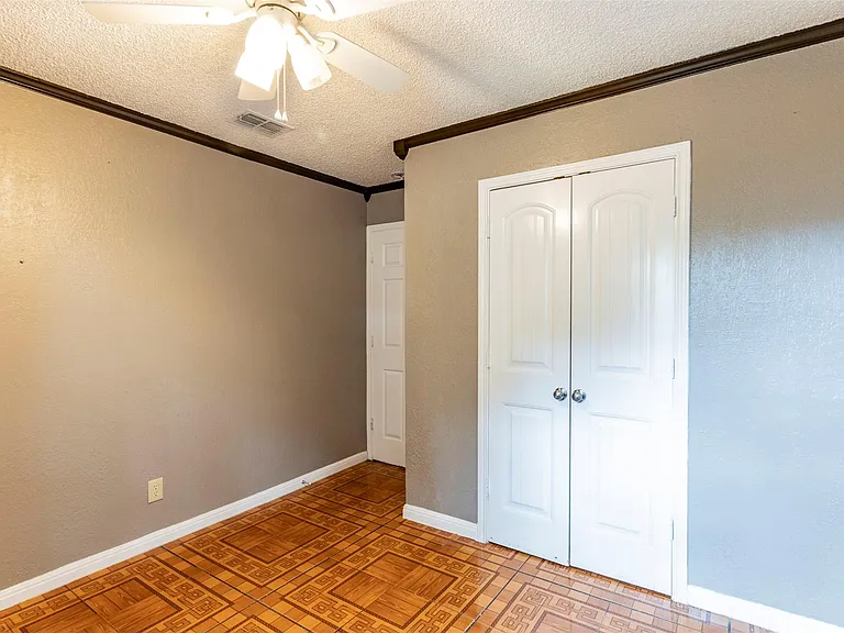 2520 Bitter Creek Dr — Photo 13