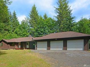6068 Minnig Ln NW, Seabeck, WA 98380