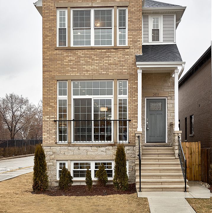 1st image of 2458 W Berenice Ave