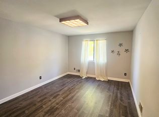 16 Seagull Ln, Howell, NJ 07731