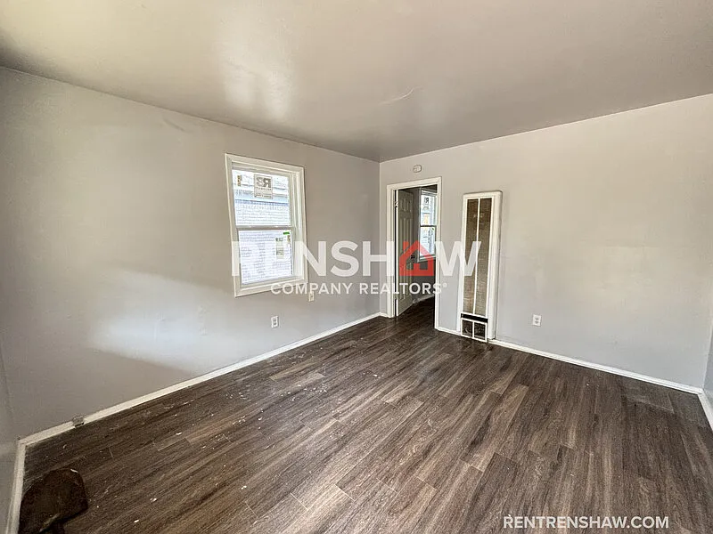 2 bed, 1.0 bath, 700 sqft, $800 — Photo 4