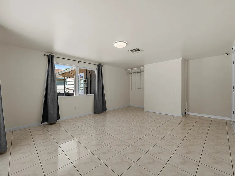 5658 Mary Lane Dr — Photo 14