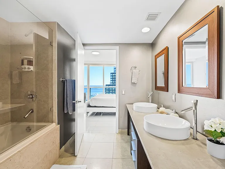 485 Brickell Ave #3709 — Photo 5
