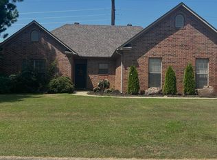 1235 Bermuda St, Conway, AR 72034