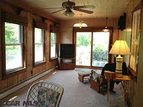 311 Front St — Photo 3