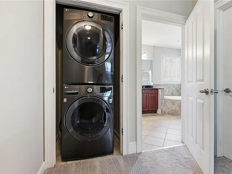 1237 Ashford Creek Park NE — Photo 14