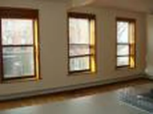 Rented by Realty Collective | media 4