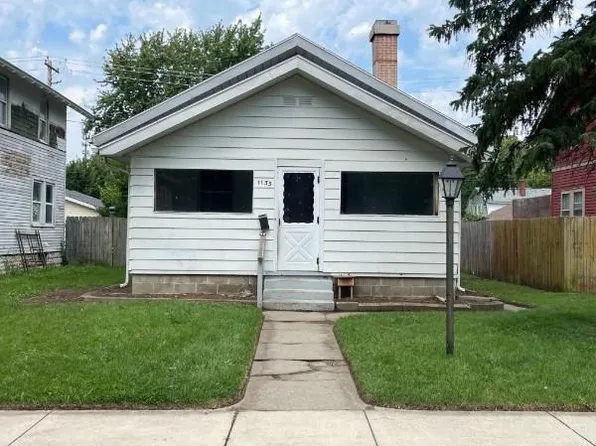1133 Altgeld St, South Bend, IN 46614