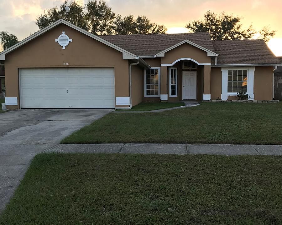 1st image of 1838 Clacton Dr