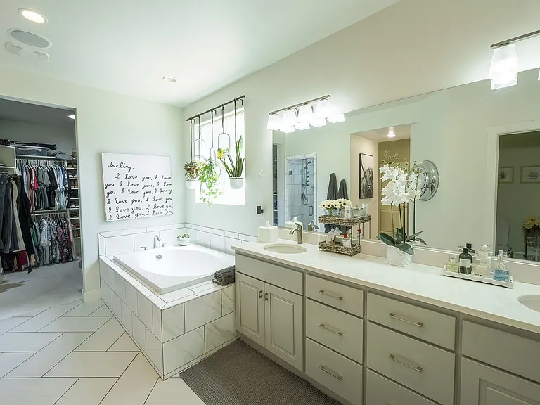 1359 W Shinnecock Cir — Photo 26