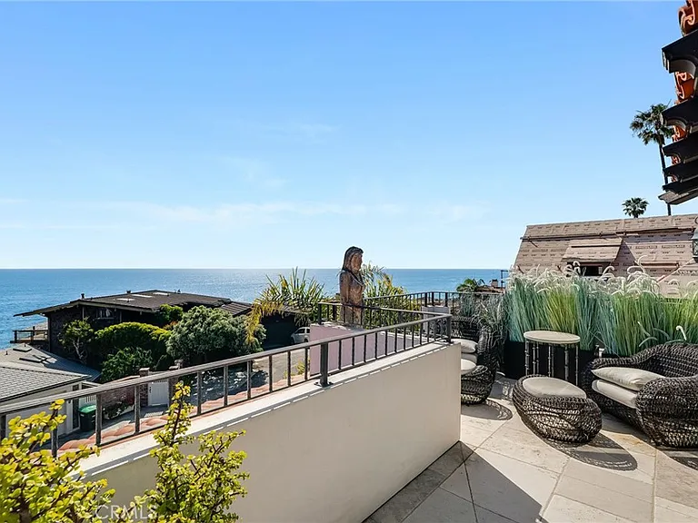 1920 Ocean Way — Photo 22