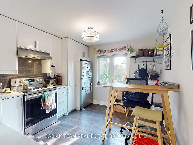 442 Gladstone Ave #2 — Photo 9