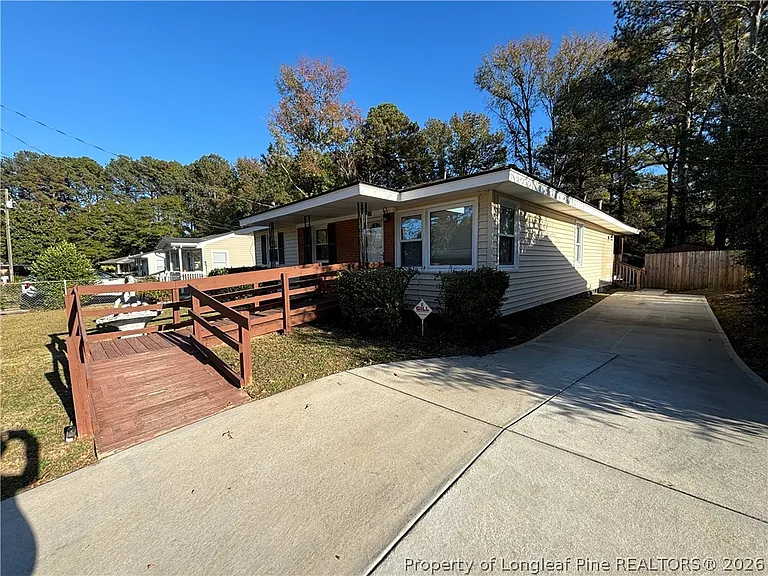 931 Fleetwood Dr — Photo 7