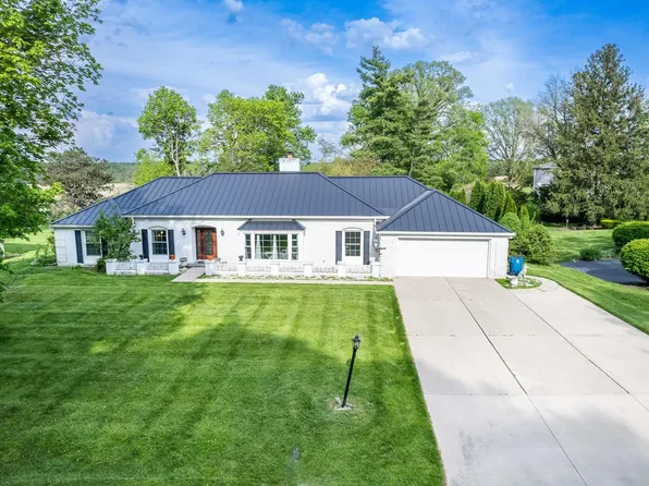 3660 N Sycamore Dr, Marion, IN 46952