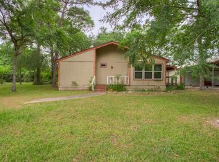 81 Westlake Rd, Trinity, TX 75862