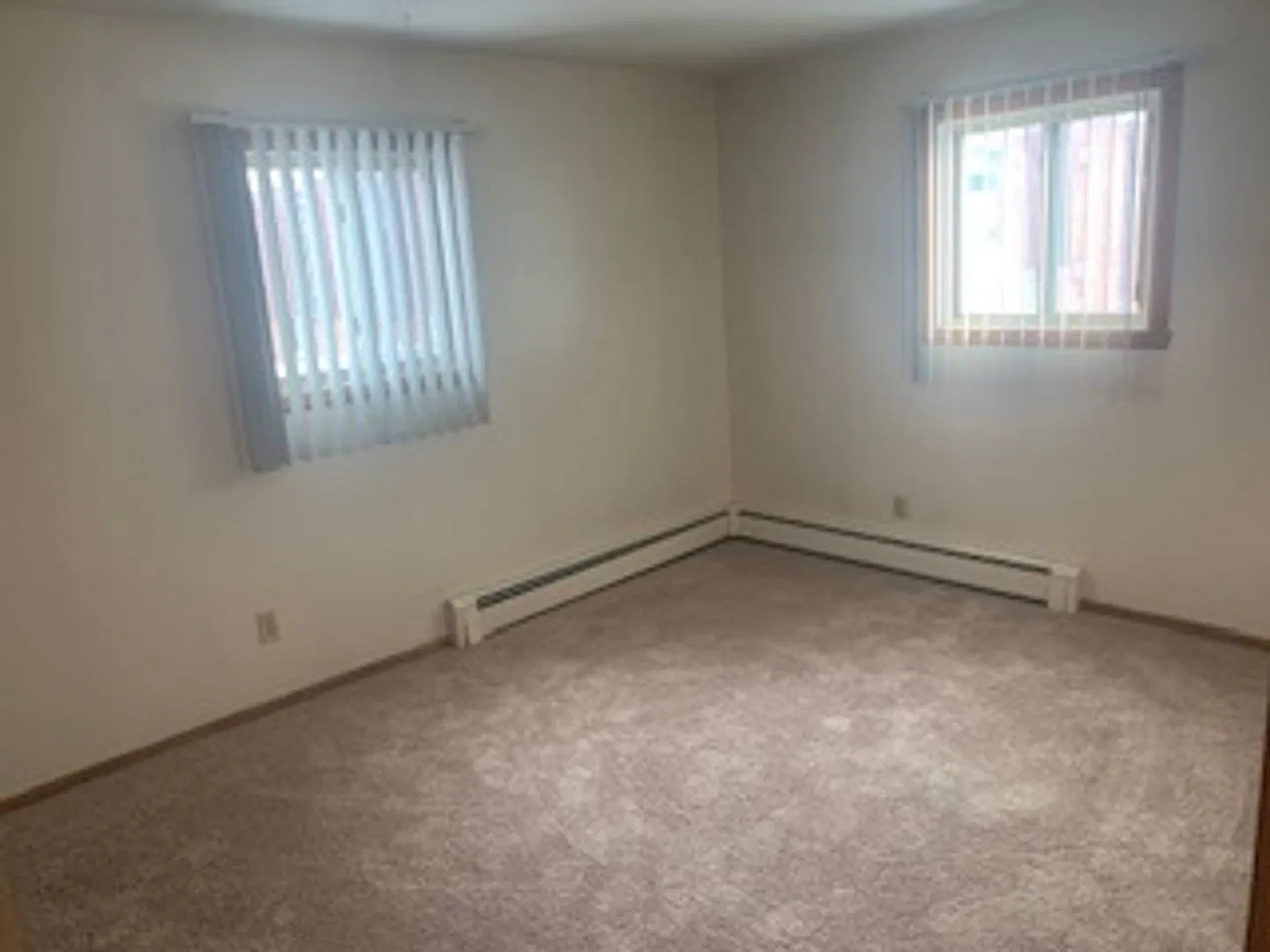 Best building in Benson MN. Spacious, decks, garages, priced great. — Photo 3